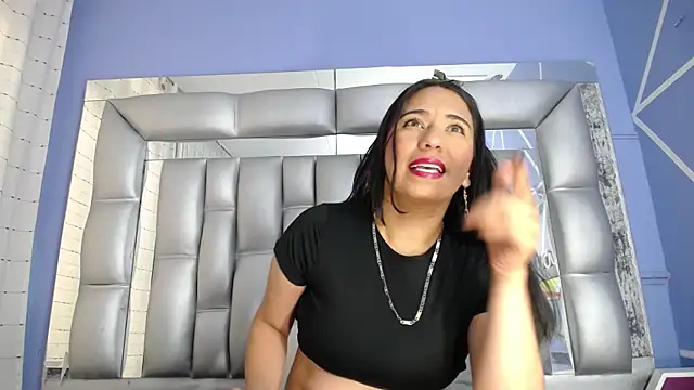 Snapshot of angelina_ny chatting on 02-03-25, 07:42 angelina ny online show from 02-03-25, 07:42