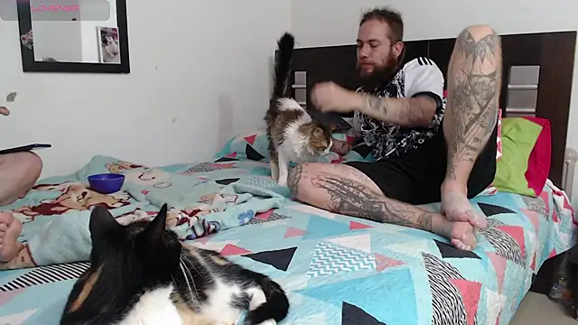 Snapshot of Nanna_and_Balder chatting on 03-15-25, 10:11 Nanna and Balder online show from 03-15-25, 10:11