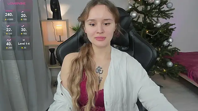 Snapshot of alicexforever chatting on 12-25-24, 08:29 alicexforever online show from 12-25-24, 08:29