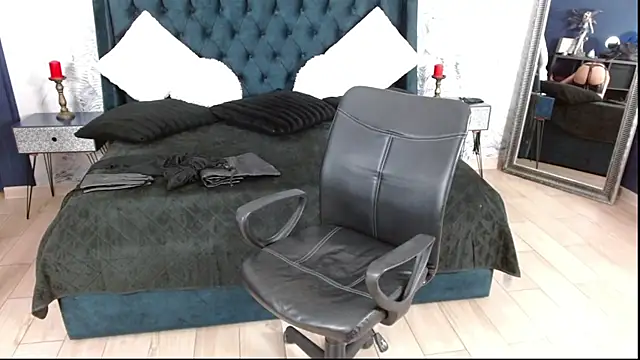 Snapshot of AlexiaKendall chatting on 12-29-24, 11:50 AlexiaKendall online show from 12-29-24, 11:50