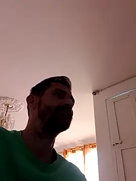 Snapshot of cazaperdidas chatting on 09-16-25, 05:14 cazaperdidas online show from 09-16-25, 05:14