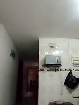 Snapshot of cazaperdidas chatting on 10-22-25, 09:36 cazaperdidas online show from 10-22-25, 09:36