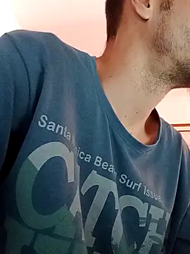 Snapshot of cazaperdidas chatting on 10-29-25, 08:32 cazaperdidas online show from 10-29-25, 08:32