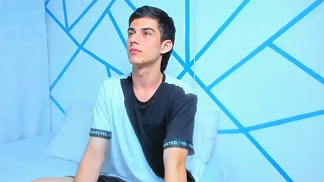 liam scott77 online show from 12-06-24, 07:01