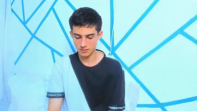 liam scott77 online show from 02-07-25, 02:04