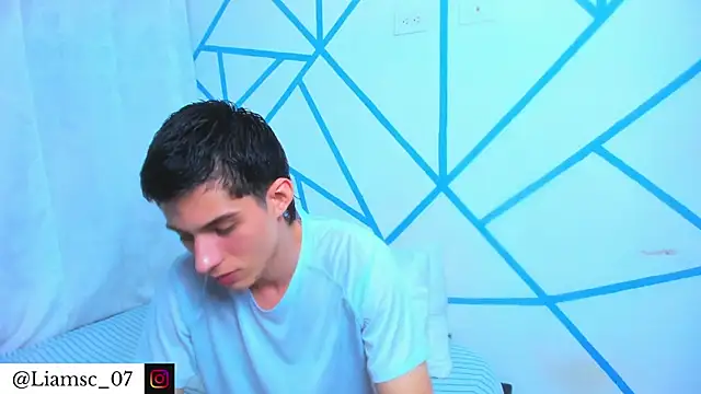 liam scott77 online show from 02-06-26, 01:21