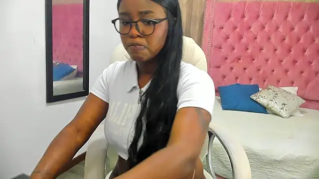 Wendy-lovee online show from 01-16-25, 04:28