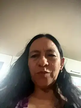 Freya Artemisa online show from 11-13-25, 08:41