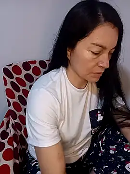 Snapshot of renata_hot1 chatting on 01-26-25, 01:41 renata hot1 online show from 01-26-25, 01:41