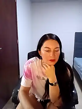 Snapshot of renata_hot1 chatting on 03-12-25, 05:07 renata hot1 online show from 03-12-25, 05:07