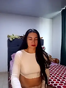 Snapshot of renata_hot1 chatting on 09-23-25, 07:39 renata hot1 online show from 09-23-25, 07:39