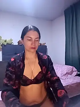 Snapshot of renata_hot1 chatting on 10-20-25, 11:16 renata hot1 online show from 10-20-25, 11:16