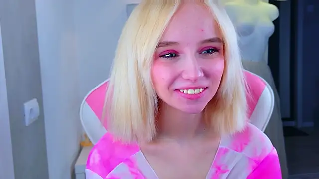 b4by LoL1 online show from 04-14-26, 05:24