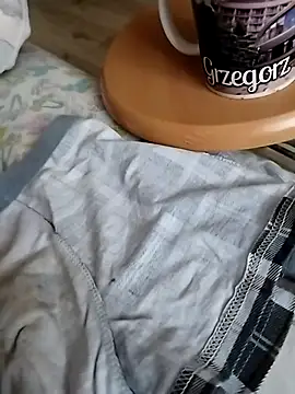 Snapshot of Grig1982 chatting on 10-26-25, 06:08 Grig1982 online show from 10-26-25, 06:08