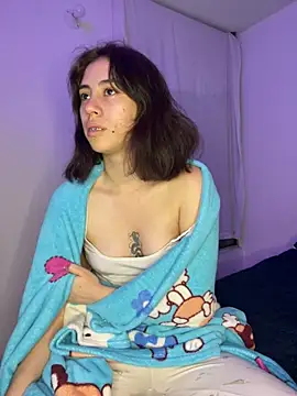 Catyloves online show from 02-05-25, 08:32