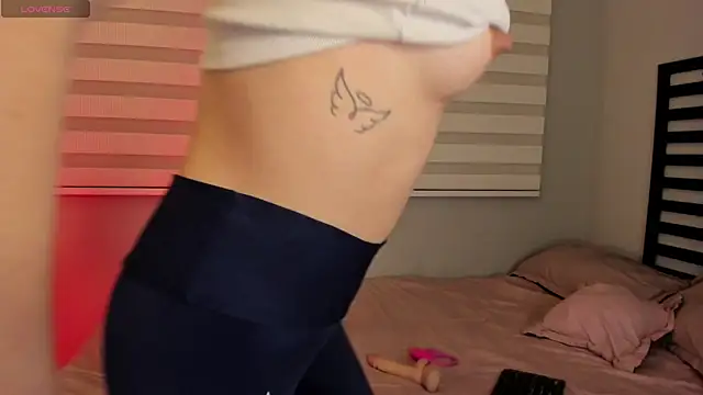 Catyloves online show from 09-17-25, 11:39