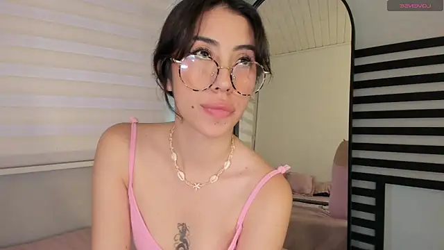 Catyloves online show from 10-06-25, 09:34