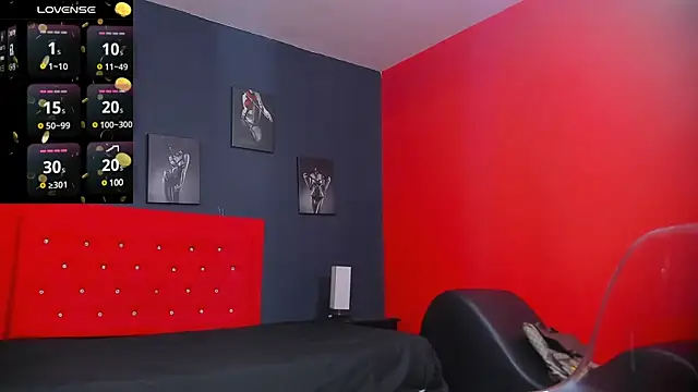 Snapshot of OraineBarrett chatting on 12-04-24, 05:44 OraineBarrett online show from 12-04-24, 05:44