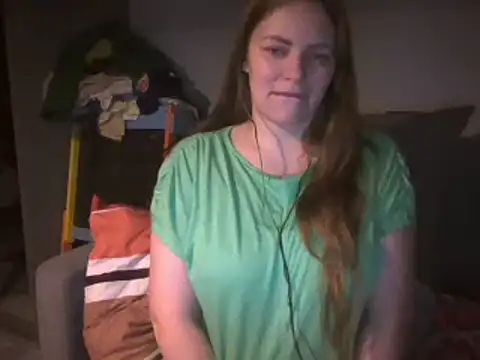 Snapshot of AnnaDiamond1 chatting on 01-20-25, 10:15 AnnaDiamond1 online show from 01-20-25, 10:15