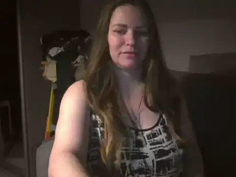 Snapshot of AnnaDiamond1 chatting on 02-05-25, 09:40 AnnaDiamond1 online show from 02-05-25, 09:40