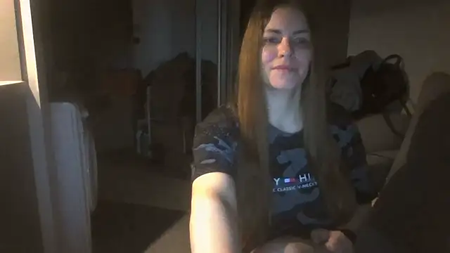 Snapshot of AnnaDiamond1 chatting on 11-09-25, 10:19 AnnaDiamond1 online show from 11-09-25, 10:19