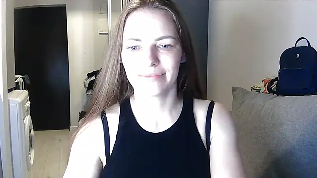 Snapshot of AnnaDiamond1 chatting on 07-16-26, 09:43 AnnaDiamond1 online show from 07-16-26, 09:43
