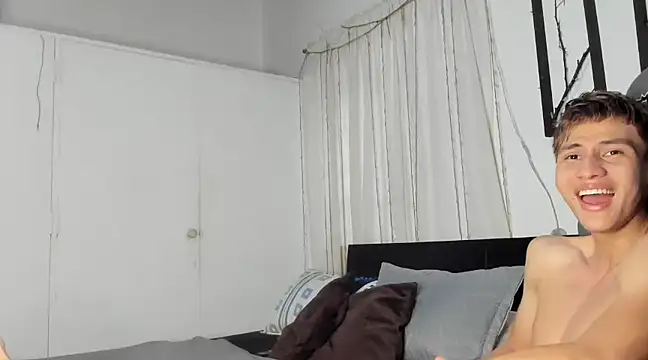 Snapshot of miguel_hz chatting on 02-22-25, 09:59 miguel hz online show from 02-22-25, 09:59