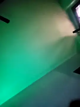 050775 online show from 10-21-25, 10:05