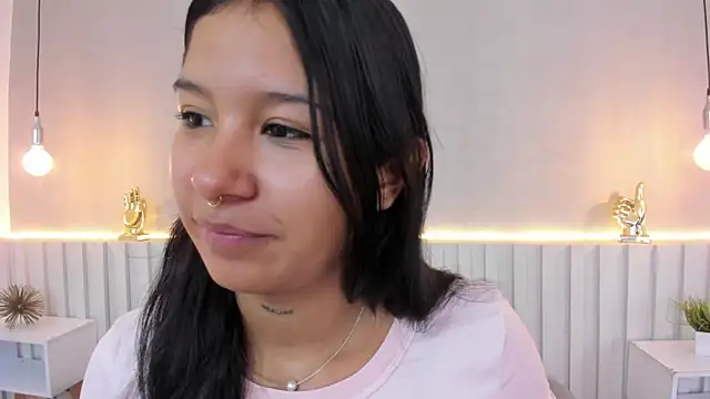 Aida moreno online show from 03-17-25, 10:49