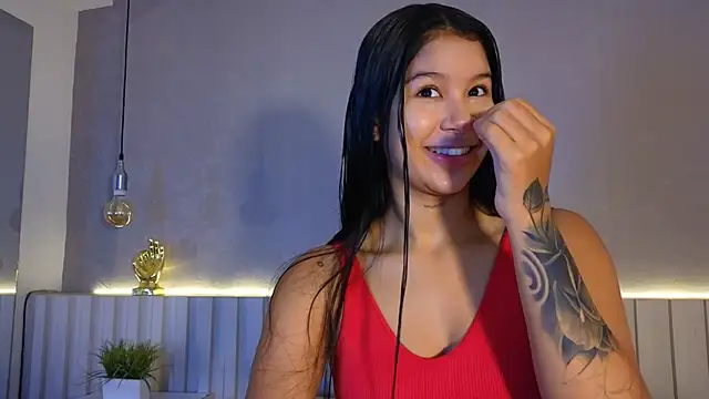 Aida moreno online show from 04-16-26, 12:06