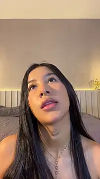 Snapshot of Aida_moreno chatting on 05-05-26, 11:29 Aida moreno online show from 05-05-26, 11:29