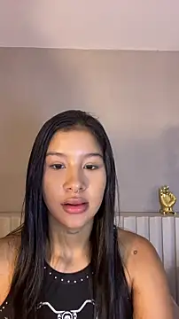 Snapshot of Aida_moreno chatting on 05-13-26, 11:51 Aida moreno online show from 05-13-26, 11:51