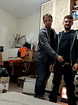 Snapshot of TheKing966 chatting on 10-03-25, 10:40 TheKing966 online show from 10-03-25, 10:40