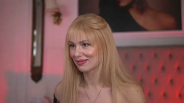 AdelineKing online show from 01-26-25, 12:11