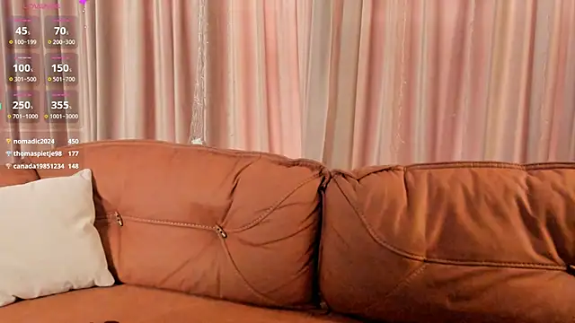 Snapshot of BeaNelson chatting on 01-26-25, 11:39 BeaNelson online show from 01-26-25, 11:39