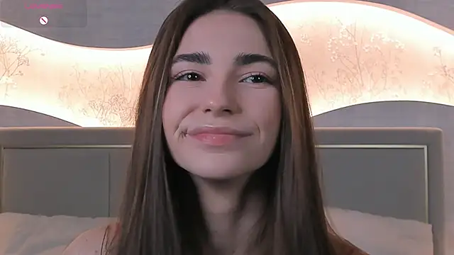 Snapshot of BeaNelson chatting on 03-21-25, 10:17 BeaNelson online show from 03-21-25, 10:17