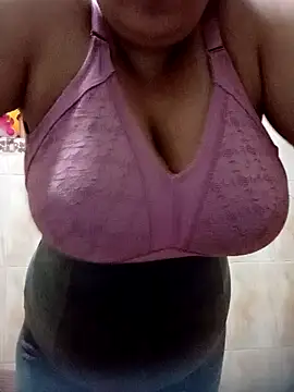 Snapshot of DLa3Ni chatting on 02-01-25, 08:05 DLa3Ni online show from 02-01-25, 08:05