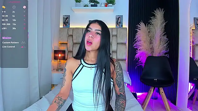 little sophie18 online show from 05-28-26, 07:55