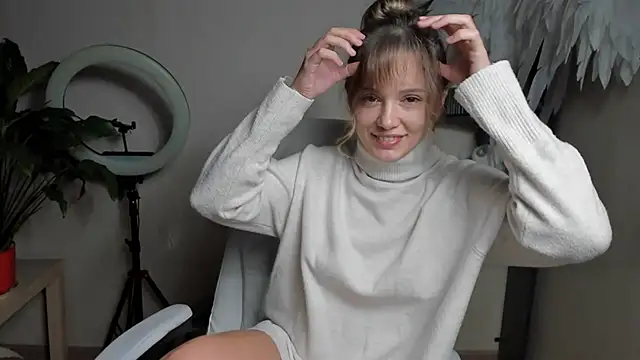 foxy blond online show from 09-16-25, 12:11