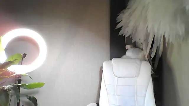 foxy blond online show from 11-28-25, 12:13