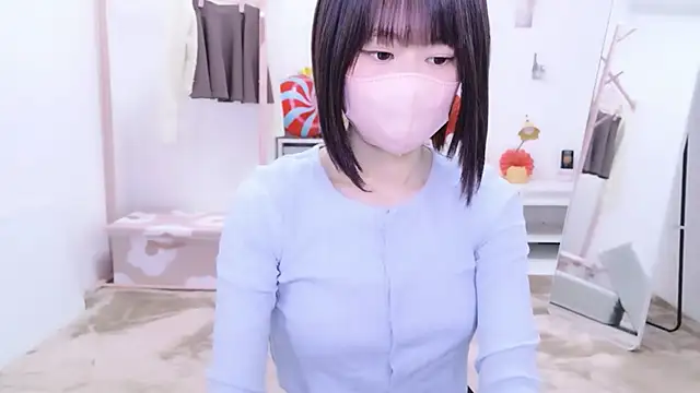 Snapshot of Im_Yu-na chatting on 02-20-26, 02:50 Im Yu-na online show from 02-20-26, 02:50