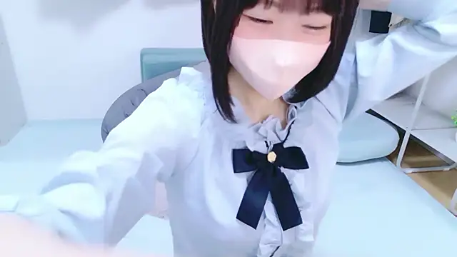 Snapshot of Im_Yu-na chatting on 06-08-26, 11:32 Im Yu-na online show from 06-08-26, 11:32