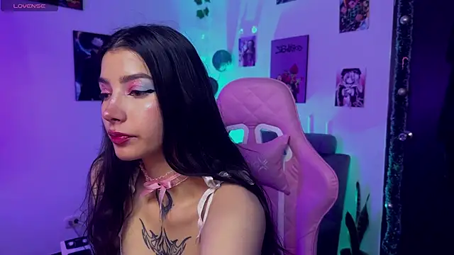 Snapshot of cami_mila9 chatting on 01-10-26, 11:20 cami mila9 online show from 01-10-26, 11:20