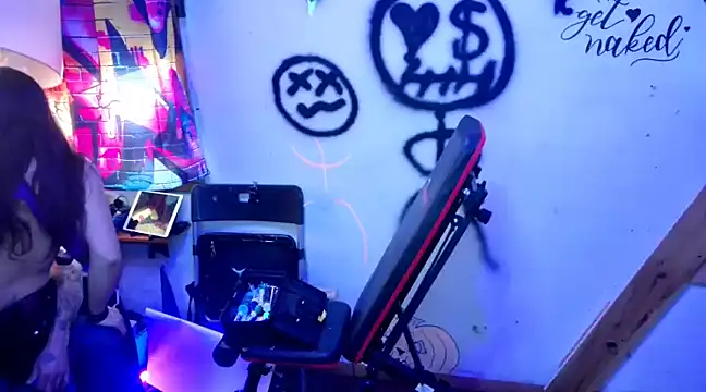 KRYZTALYNXXX online show from 01-01-25, 01:59