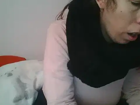 hairygirl80 online show from 12-11-24, 08:47