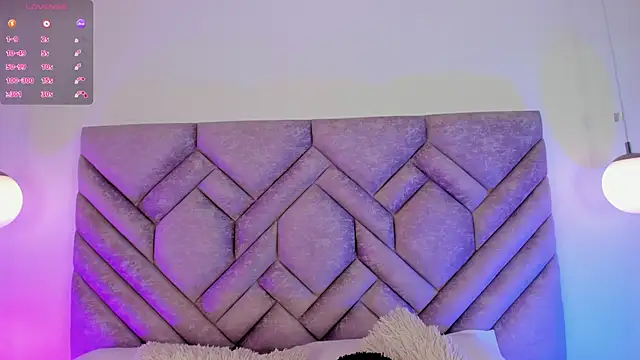 Snapshot of Lucy_Vega chatting on 03-16-25, 04:09 Lucy Vega online show from 03-16-25, 04:09