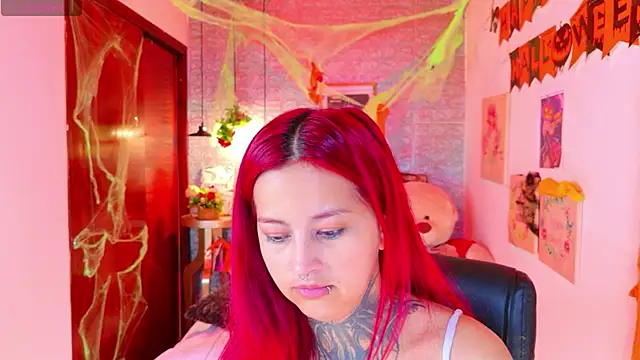 Snapshot of meghan_nill chatting on 10-30-25, 02:46 meghan nill online show from 10-30-25, 02:46