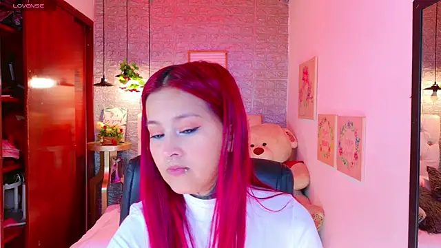 Snapshot of meghan_nill chatting on 11-07-25, 02:55 meghan nill online show from 11-07-25, 02:55