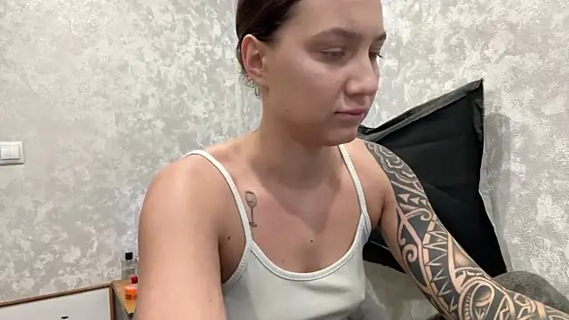 AnneBall online show from 12-16-24, 09:03