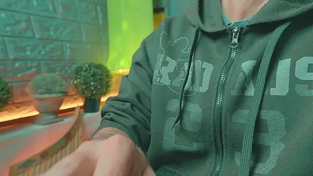 alex-volo online show from 03-18-25, 06:57